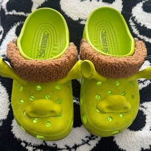 CROCS Kids Shrek Slippers in Bright Green